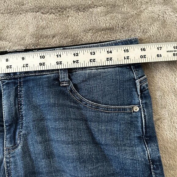 Wit & Wisdom Bermuda Shorts Jorts Denim Women's size 8 Medium Wash Stretch - Picture 5 of 7